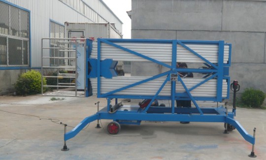 自动行走自动放倒四柱铝合金升降机