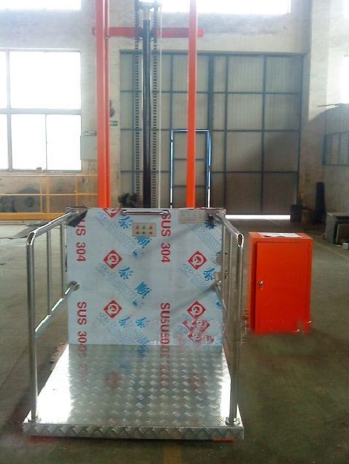 单体导轨液压货梯