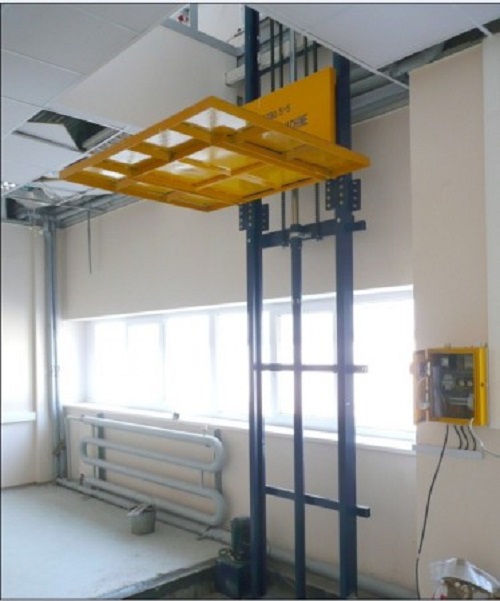 单体导轨链条升降货梯