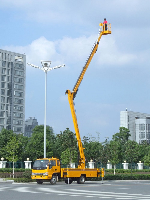 车载折臂升降机